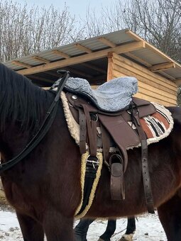 Syntetické westernové sedlo - 2