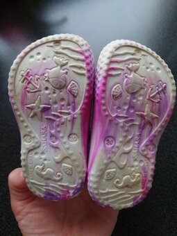 Dívčí sandálky / boty k vodě - 2