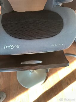 Dětský podsedák More isifix - 2