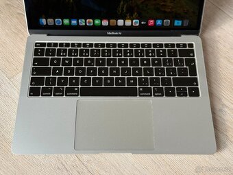 MacBook Air 13" i5 2018 | 8GB RAM | 128GB - 2