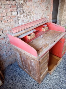 Kancelářský stul - 2