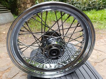 Kolo Harley Davidson - 2