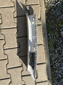 Panel A sloupku pravý Škoda 3V0 867 234 A PJ8 - 2