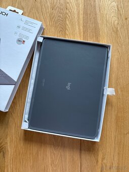Logitech Combo Touch pro iPad Air 11" (M2/5.gen) – nový - 2