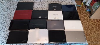 Kus=200kč , bez HDD, funkční, RAM je. - 2