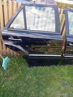 MERCEDES ML W164 DVEŘE P.P. A P.Z., PRAVÉ PŘEDNÍ A PRAVÉ ZAD - 2