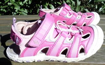 Sandály Umbro Debora o vel. 35 - 2