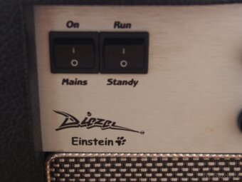 Diezel Einstein celolampové kytarové 50W kombo - 2