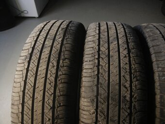 Letní pneu Michelin 215/70R16 - možnost přezutí - 2