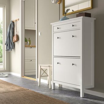 Botník IKEA Hemnes - 2