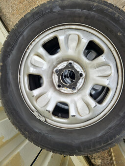 16" Dacia Duster s pneu 215/65r16 Michelin - 2