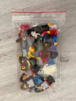 LEGO Castle 6086 Black Knight's Castle - 2