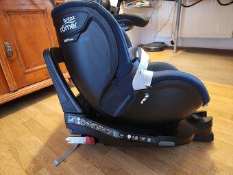 Autosedačka BRITAX RÖMER Dualfix i-Size 2022 - 2