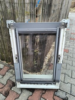 Střešní okno Velux - 2