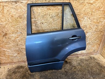 ZADNÍ LEVÉ DVEŘE SUZUKI GRAND VITARA ZY4 - 2