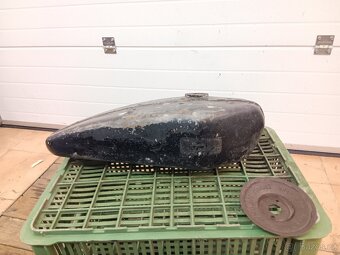 Dkw E 206 řemenáč rok okolo 1926 -nádrž,kryt - 2