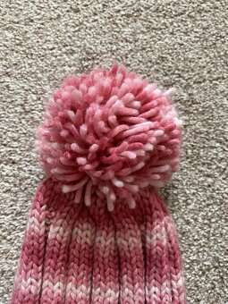 Nová dámská zimní pletená čepice s bambulí - akryl - 2