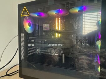 Herní PC s AMD Ryzen 7 7800X3D a RTX 5070 Ti - 2