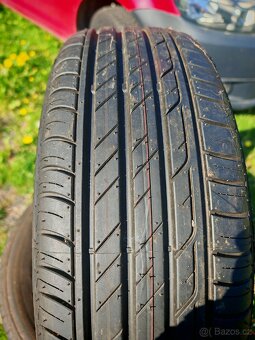 Letní pneu Bridgestone 195/60/16. - 2