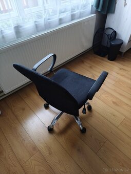 Kancelářská židle - 2