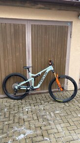 Enduro kolo Focus Jam 6.9 - 2