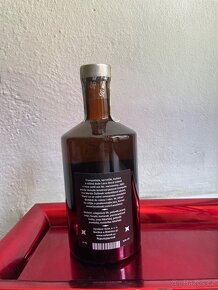 Sběratelská edice absinth Žufánek Totálně vytroubený absint - 2