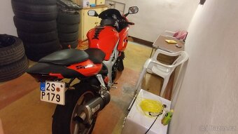 Suzuki SV650s - 2