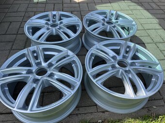 4x litá kola 5x114 R15 - NOVÉ - 2