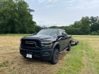 Dodge ram 2500 power wagon - 2