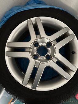 205 / 50 R16 Disky a pneu jak nové. FORD FOCUS - 2