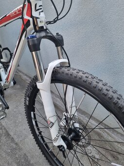 Lehké kolo Lapierre Pro Race 200 vel. M, 11kg, RockShox - 2
