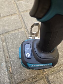 Makita DTW1001 aku utahovák - 2