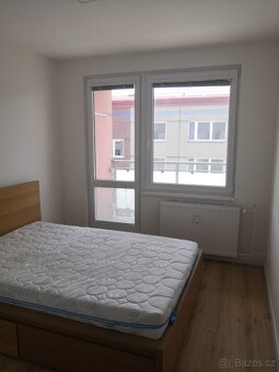 Pronájem bytu 3+1 Východ Uh. Hradiště - 2