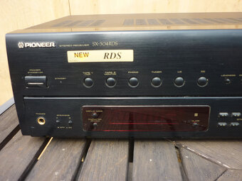 zesilovač Pioneer SX-304RDS - 2