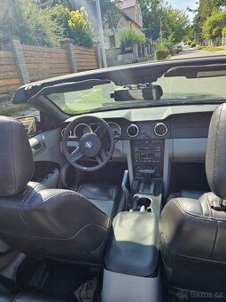 Ford Mustang cabrio California GT - 2