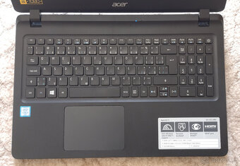 Acer Aspire ES1-572 - 2
