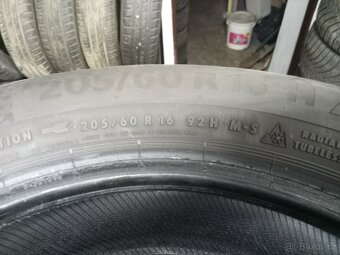 205/60 R16 Zimní Continental + Barum - 2