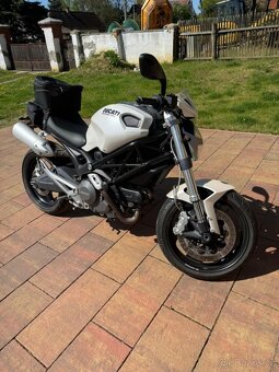 Ducati monster - 2