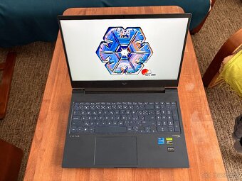HP Victus 16 - 2