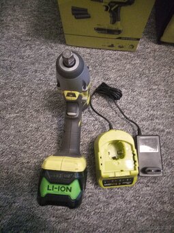 Ryobi aku rázový utahovák 600NM 6Ah - 2