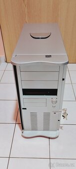 Stolní počítač - 2
