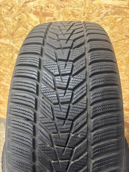 Zimní pneu 235/50R19 vzorek 95% - 2