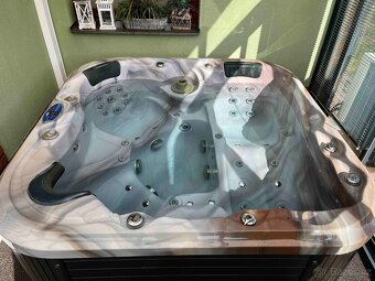 Výřivka NEMO NEW HYDRO PLATINUM DELUXE 2016 - 2