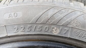 Dunlop 225/50 R17 - 2