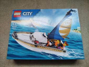 LEGO City 60438 Plachetnice - 2
