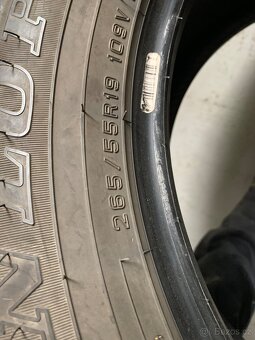 Celoroční pneu 265/55 r19 - 2