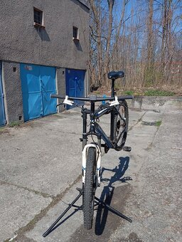 Cross-country kolo 27,5" s rámem 21" - 2