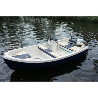Motorový člun, loď Any 430 - 2