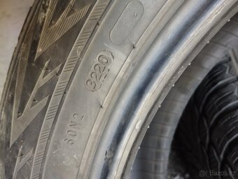 225/55/18 102h Nokian - zimní pneu 2ks - 2