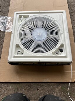 Střešní ventilátor Fiamma Turbo Vent Polar 12V - 2
